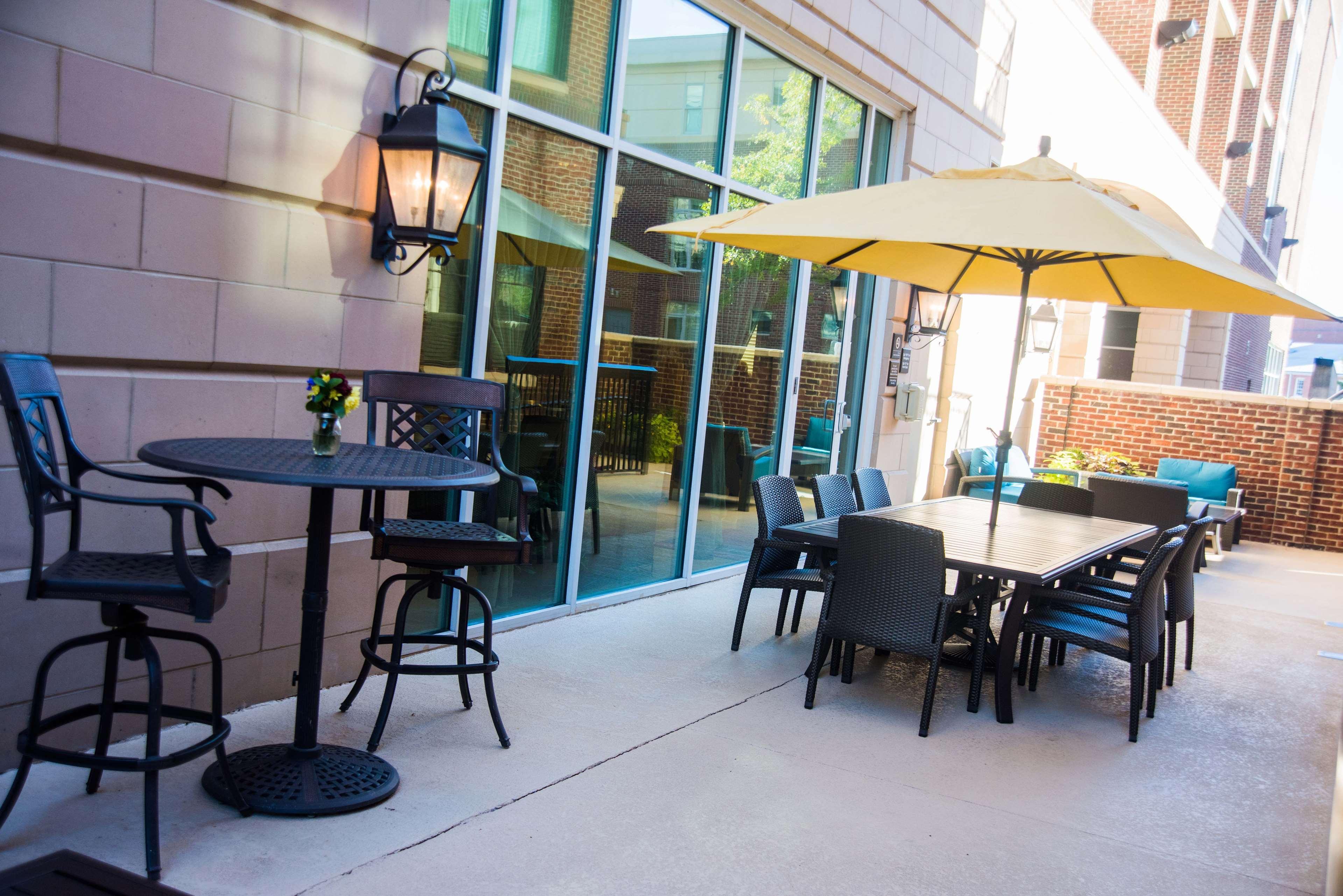 Hampton Inn & Suites Greenville-Downtown-Riverplace Экстерьер фото
