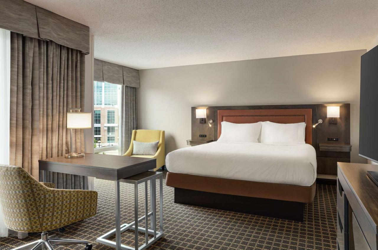 Hampton Inn & Suites Greenville-Downtown-Riverplace Экстерьер фото