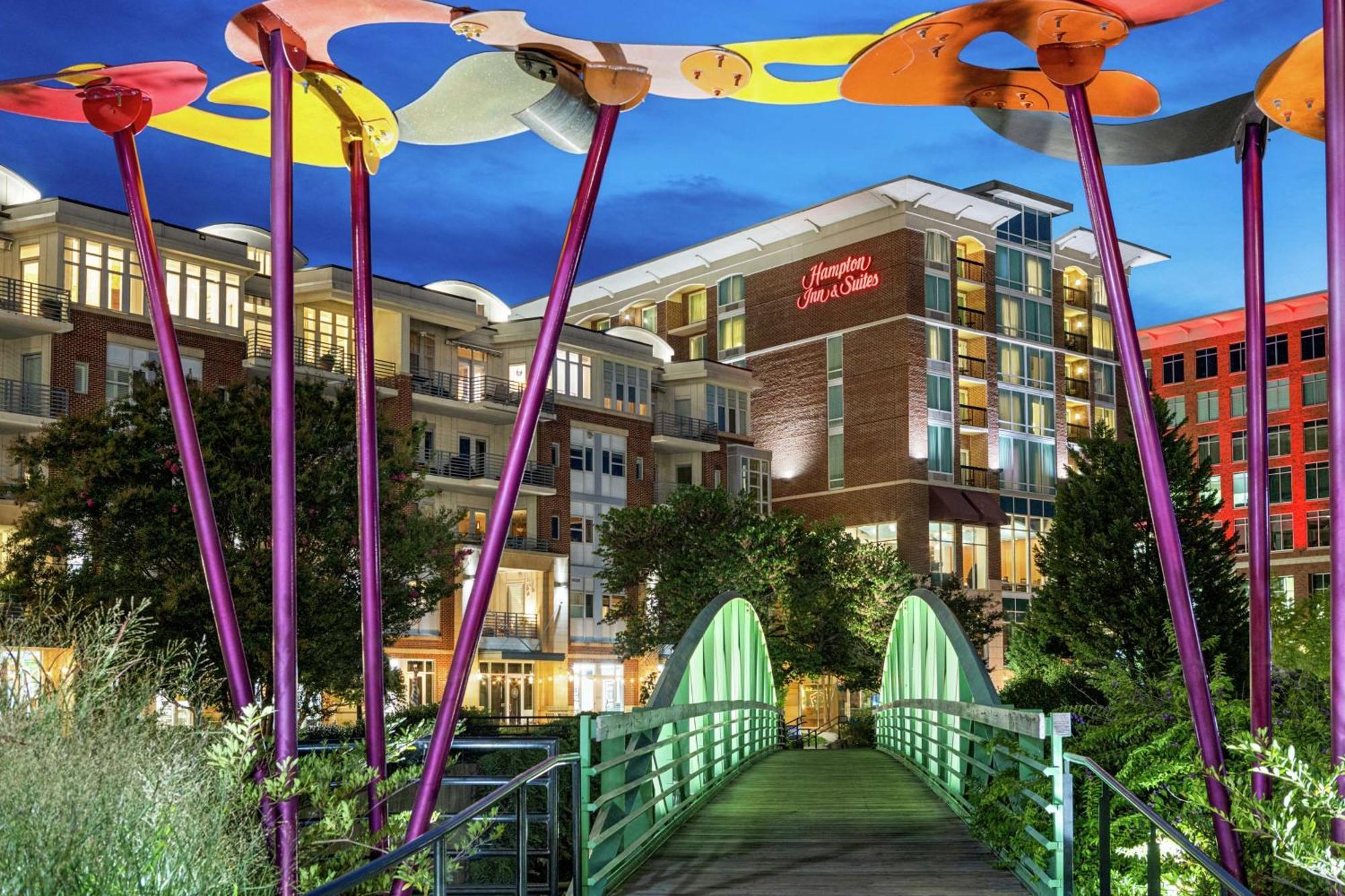 Hampton Inn & Suites Greenville-Downtown-Riverplace Экстерьер фото